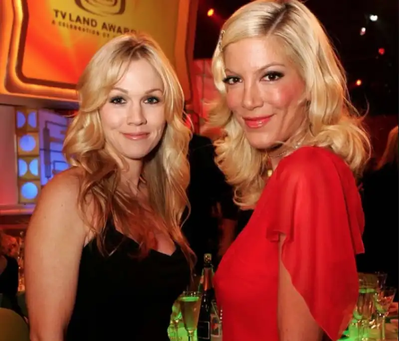 Jennie Garth e Tori Spelling - KELLY E DONNA di BEVERLY HILLS