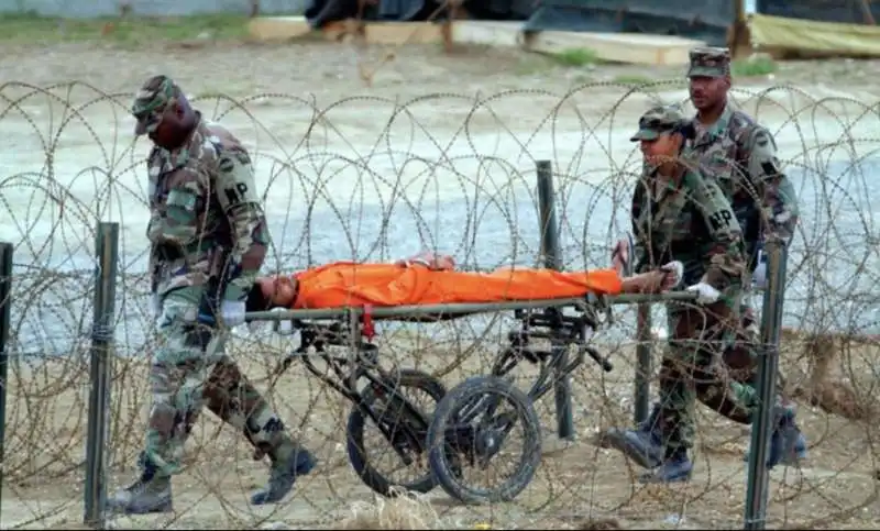 la prigione di guantanamo 1