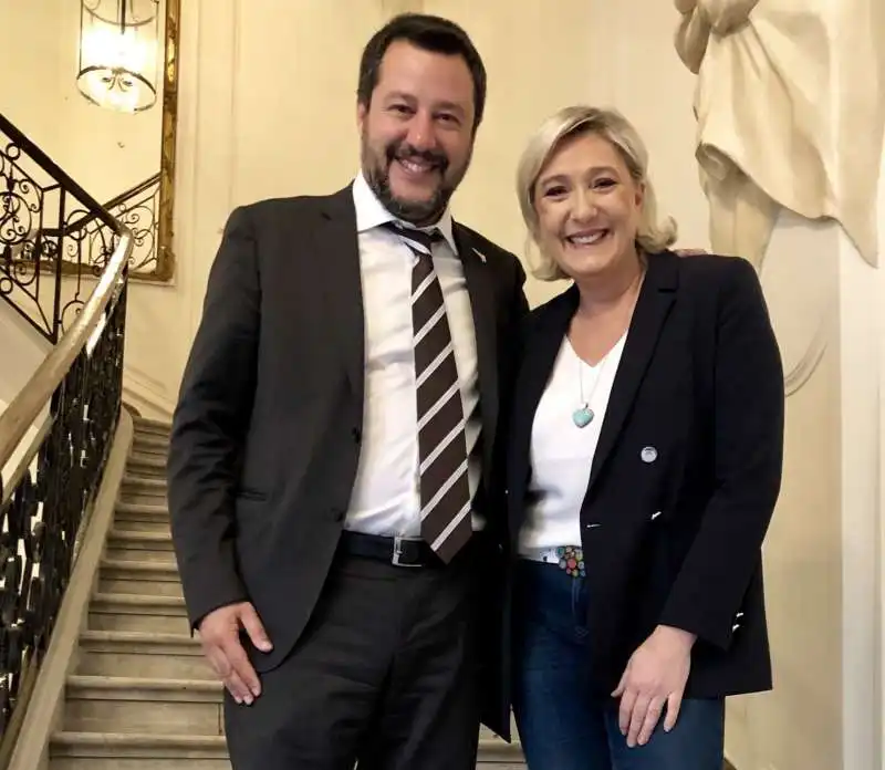 MATTEO SALVINI CON MARINE LE PEN A PARIGI