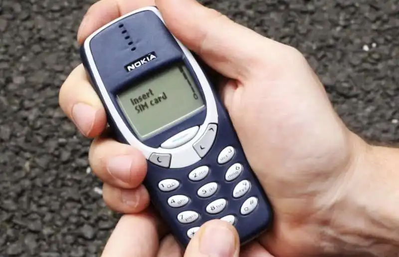 nokia 3310  2