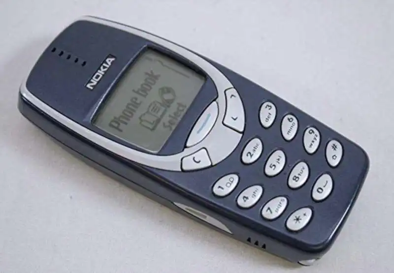 nokia 3310  5