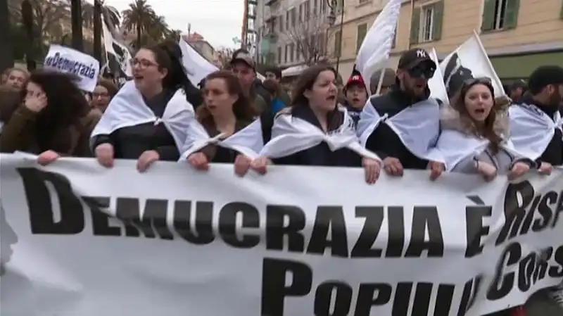 proteste indipendentisti corsica