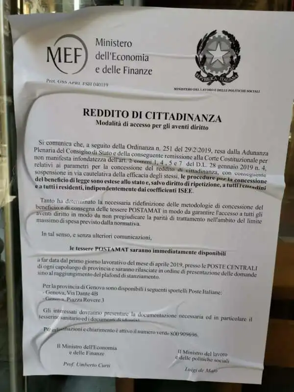 reddito di cittadinanza per tutti a genova   pesce d'aprile