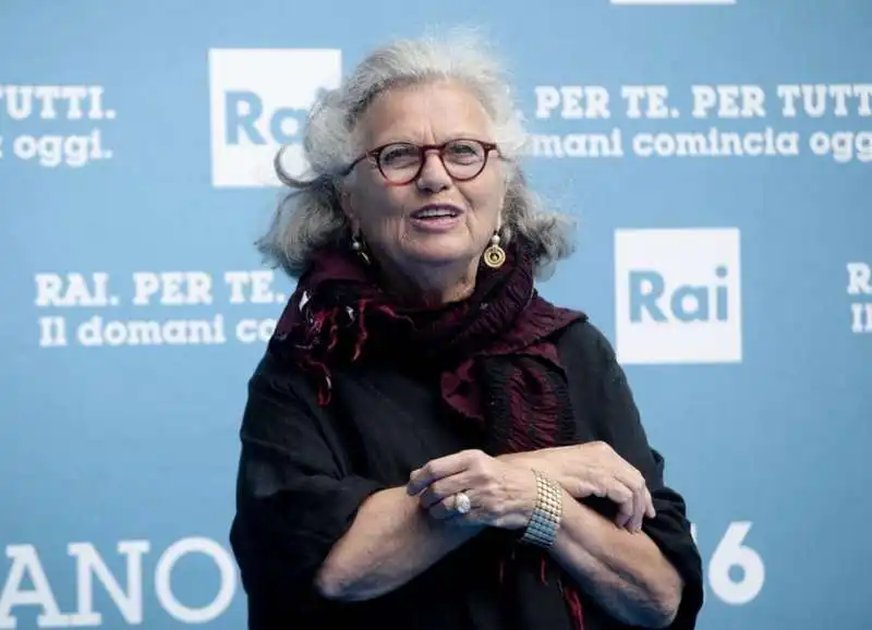 roberta petrelluzzi