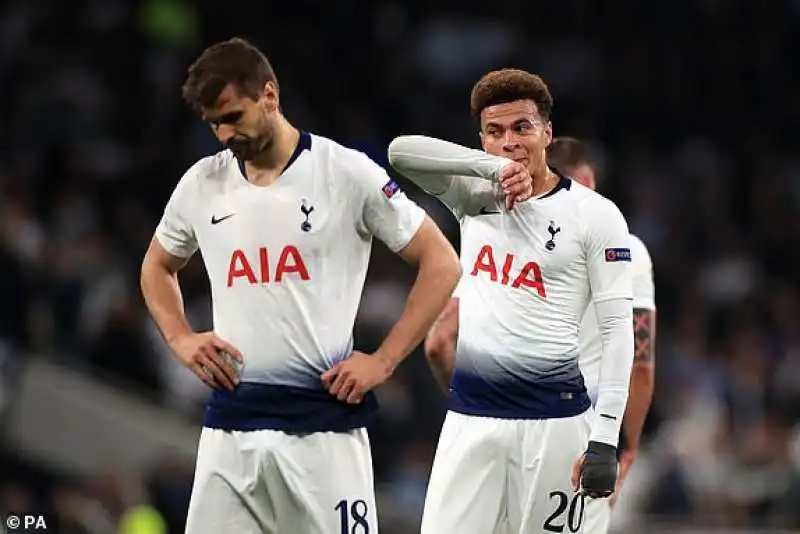 tottenham ajax llorente dele alli