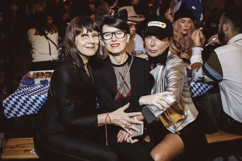 yoox & toiletpaper   confusion party   paola manfrin   lady tarin   antonella rodriguez   phmeschina