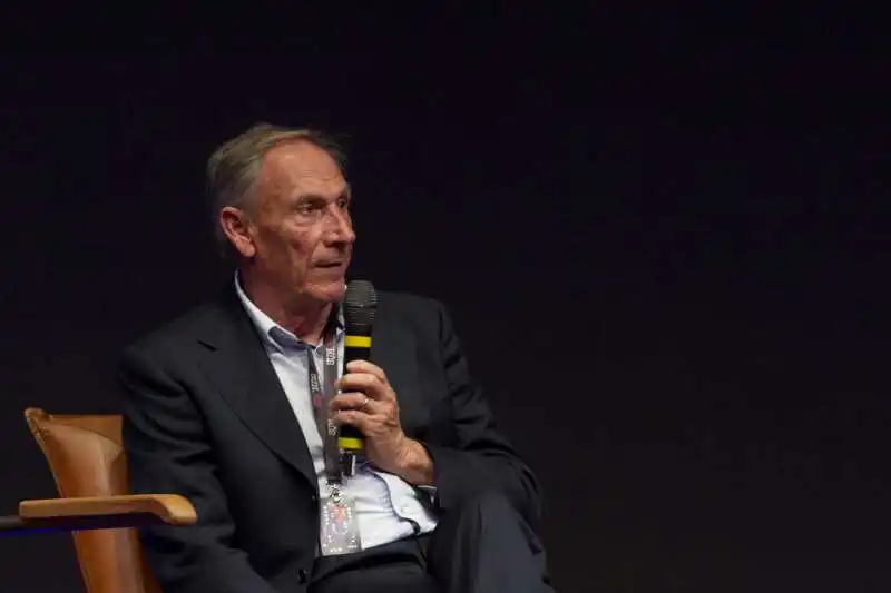 zdenek zeman a sum #03