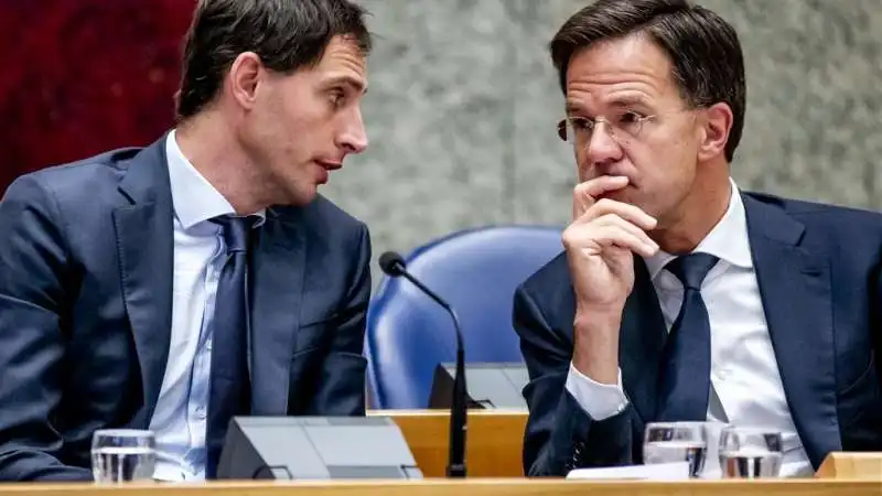 HOEKSTRA E RUTTE 