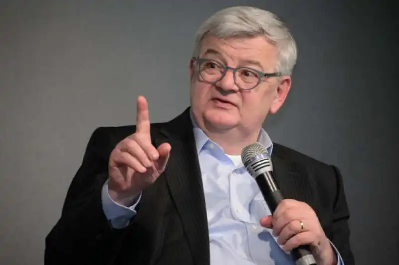 JOSCHKA FISCHER