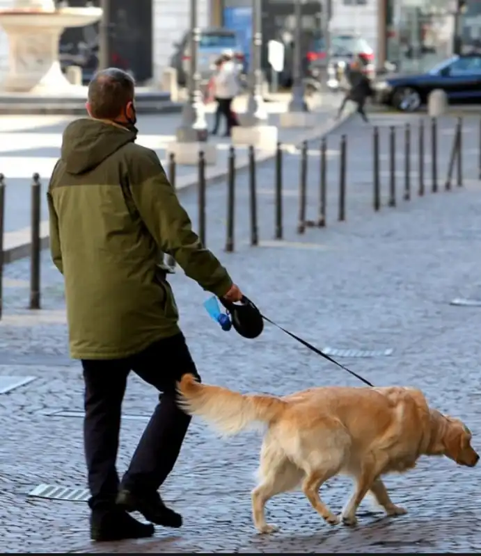 quarantena uomo con cane