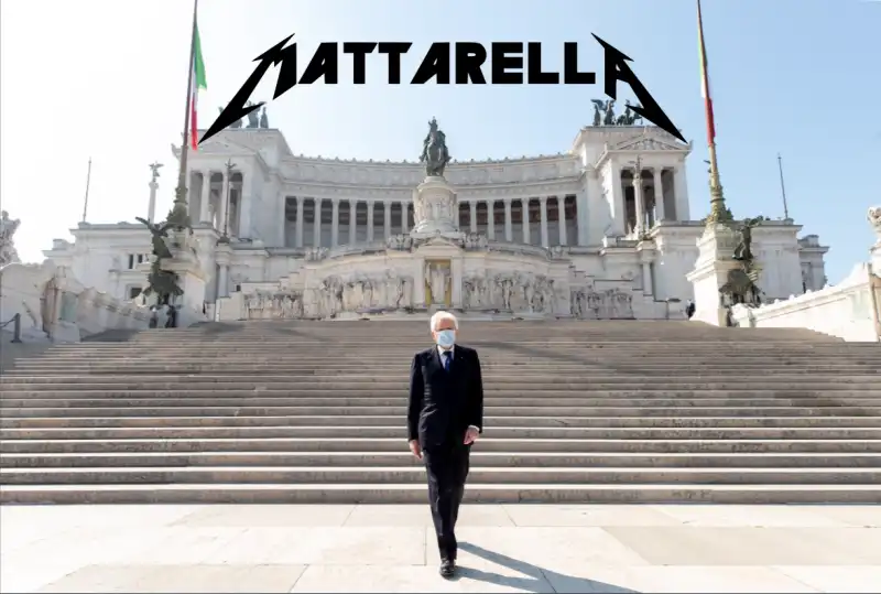 sergio mattarella da solo all'altare della patria   meme