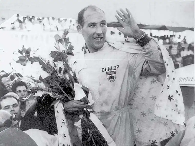 stirling moss 9