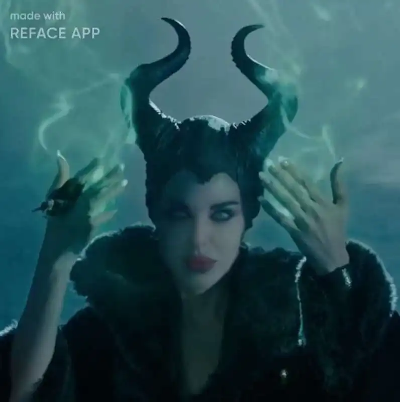 alba parietti in versione maleficent 