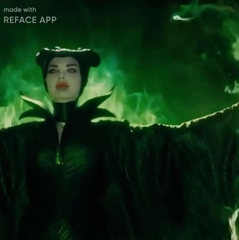 alba parietti in versione maleficent 2