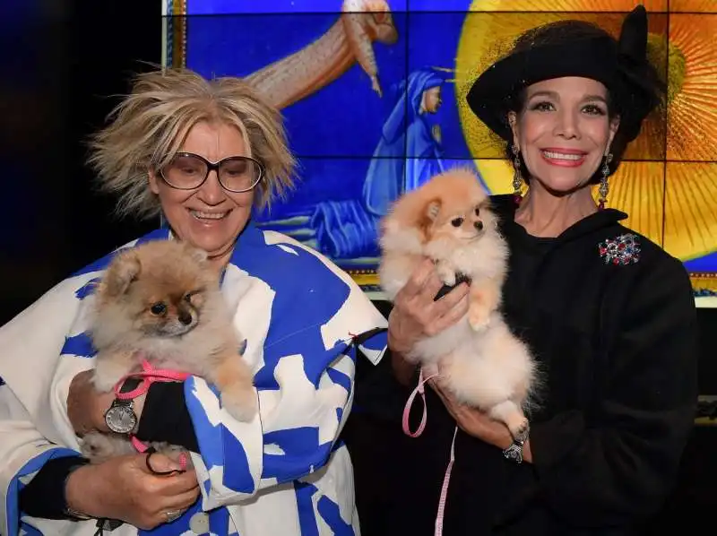 alda fendi con capucine e marisela federici con frida  foto di bacco