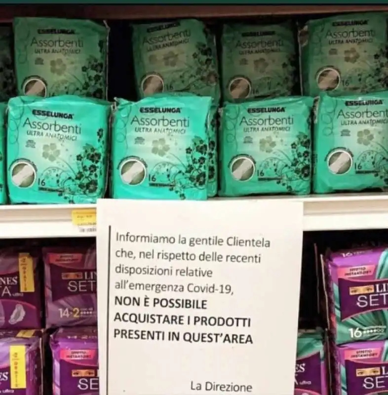 assorbenti non acquistabili dopo le 18 al supermercato 2