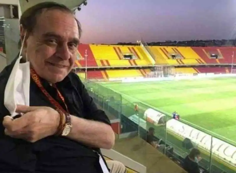 clemente mastella allo stadio di benevento