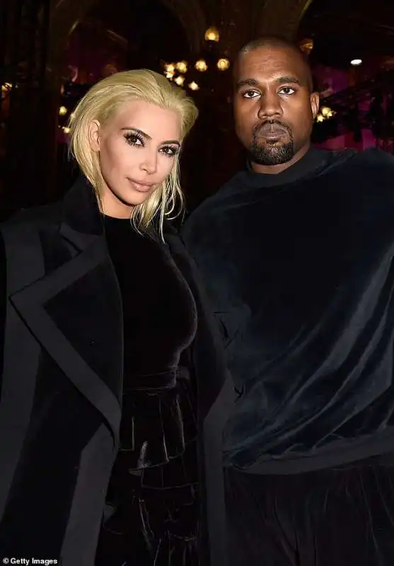 KIM E KANYE WEST