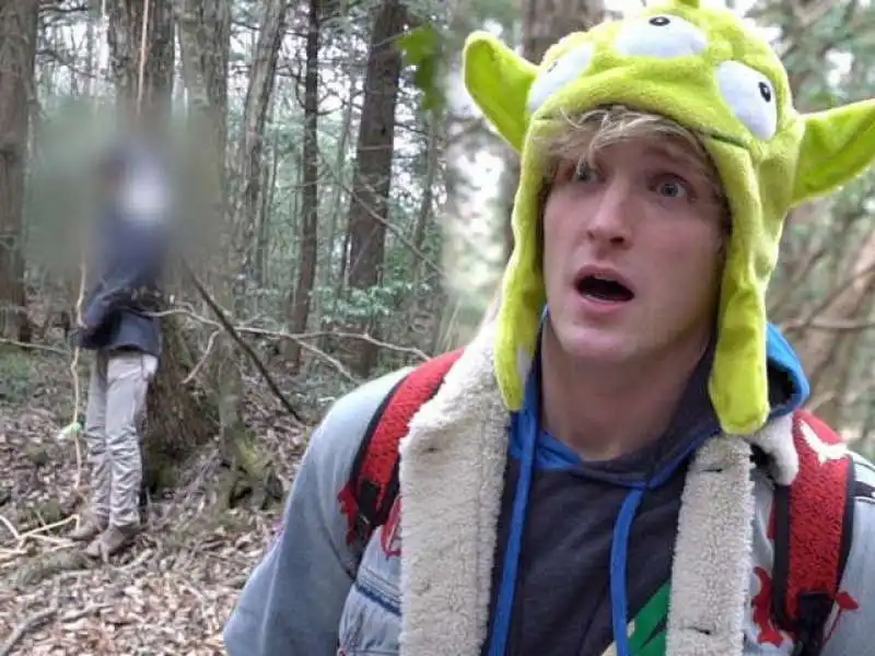 logan paul foresta suicidi giappone