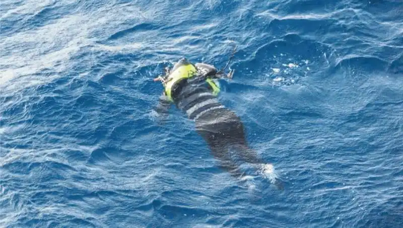 naufragio di un gommone carico di migranti   2 