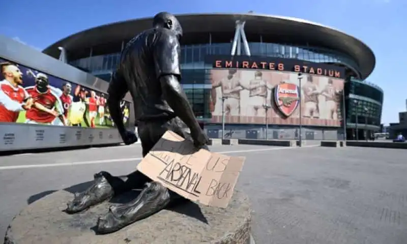 proteste emirates stadium arsenal