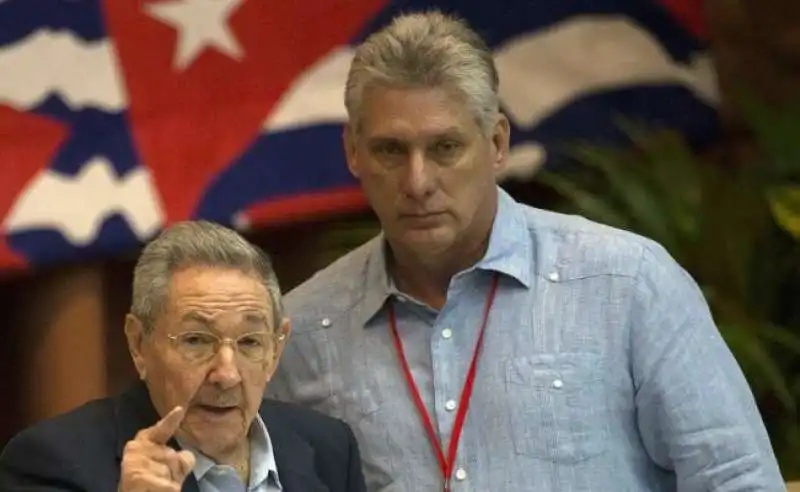 raul castro con miguel diaz canel