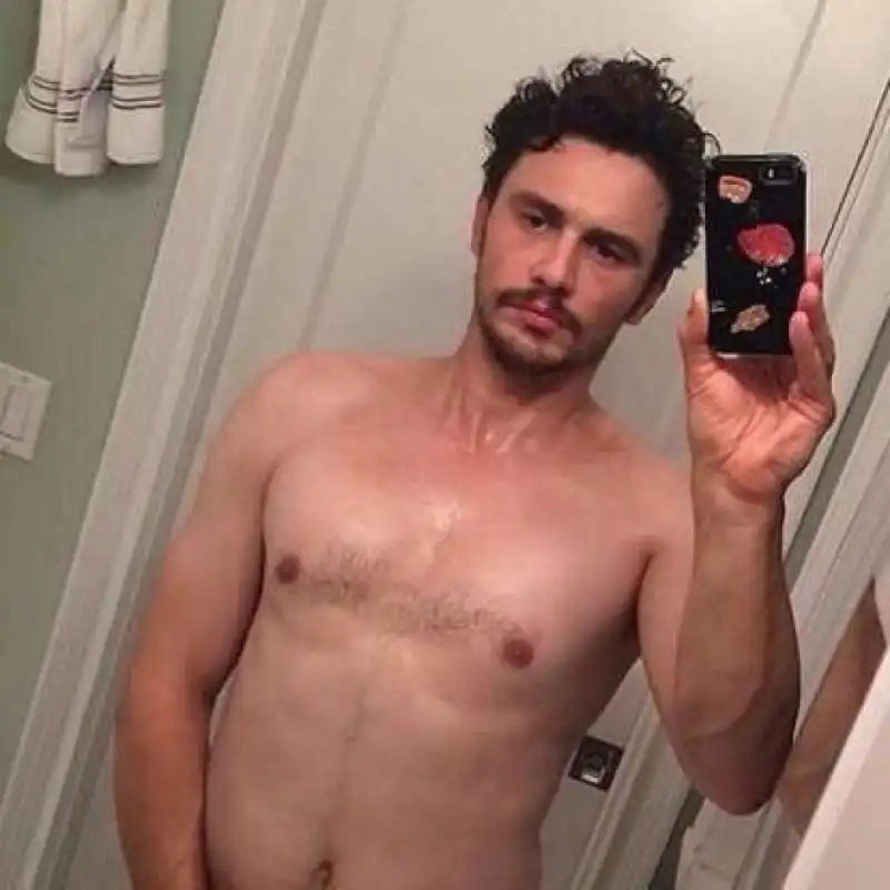 SELFIE NUDO JAMES FRANCO