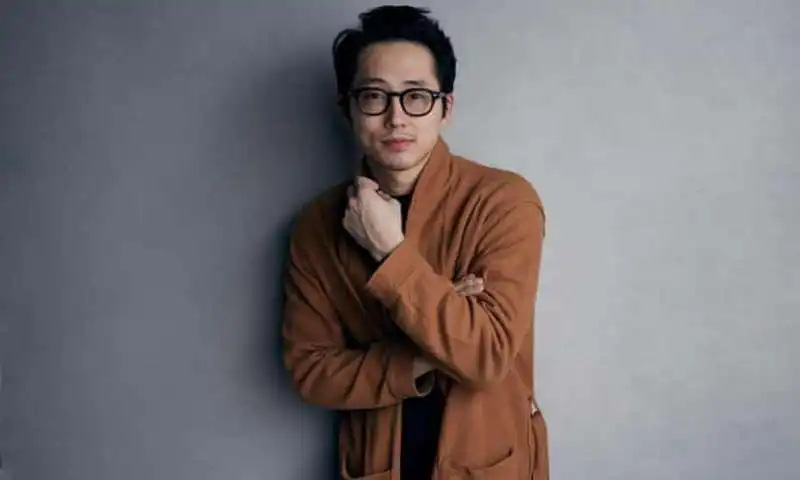 steven yeun 8