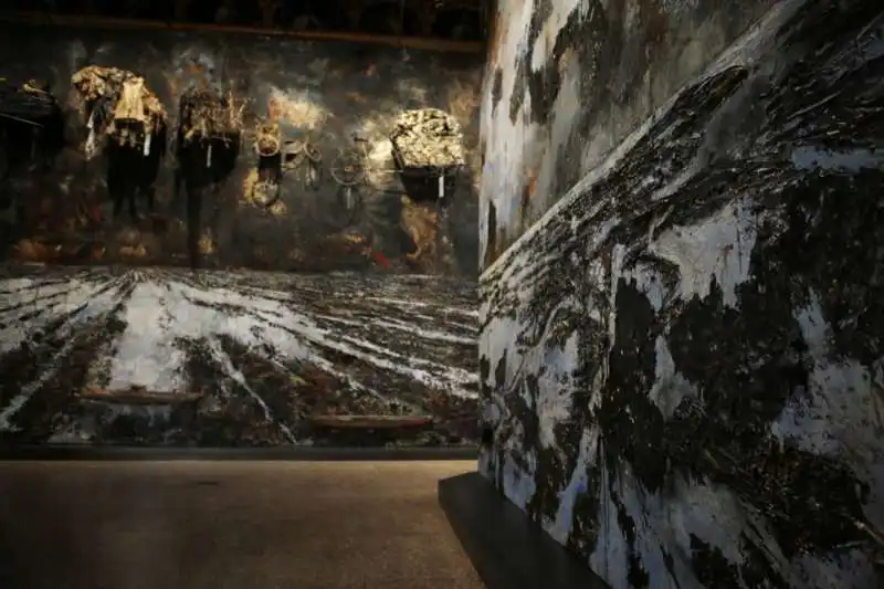 anselm kiefer   palazzo ducale 05