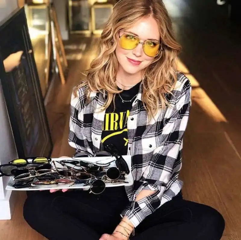 chiara ferragni maglietta nirvana