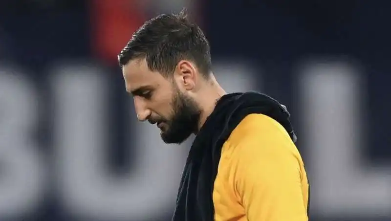 errore di donnarumma contro lo strasburgo 