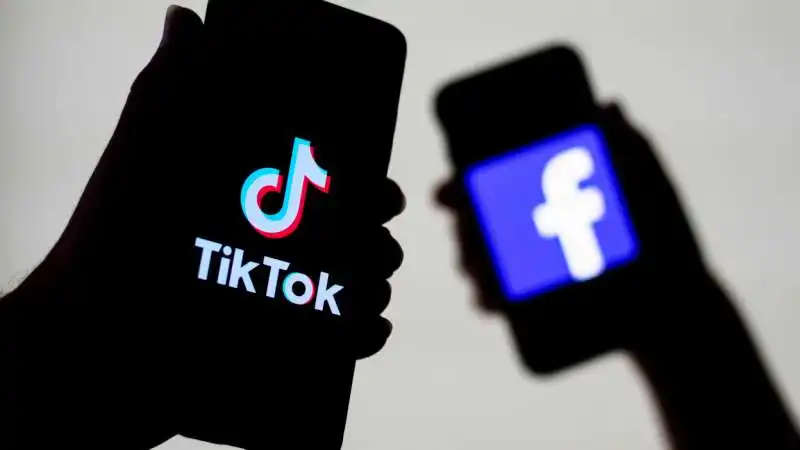 facebook tiktok 