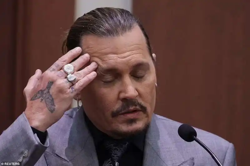 Johnny Depp durante la sua testimonianza 5