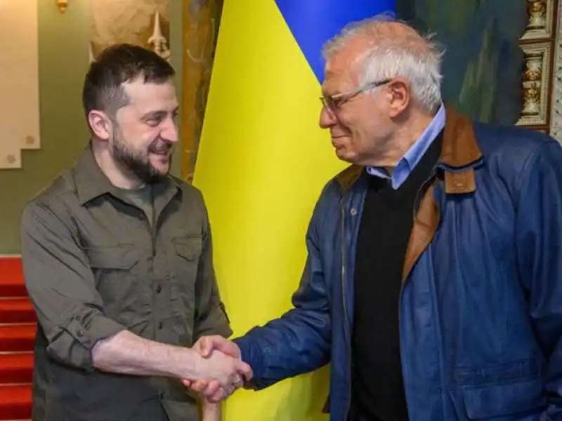 Josep Borrell e Volodymyr Zelensky