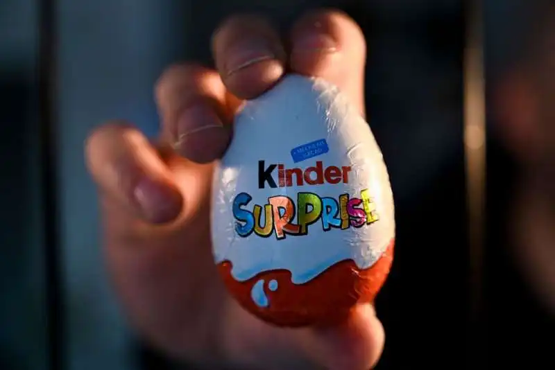 ovetto kinder sorpresa 2