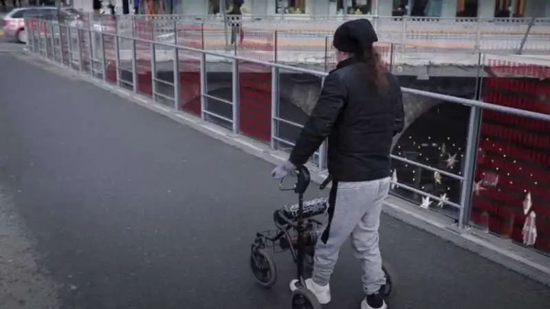 PAZIENTE PARALIZZATO RITORNA A CAMMINARE 