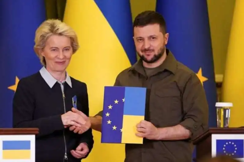 URSULA VON DER LEYEN VOLODYMYR ZELENSKY 