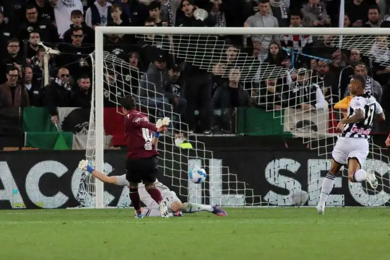 vittoria della salernitana a udine 4