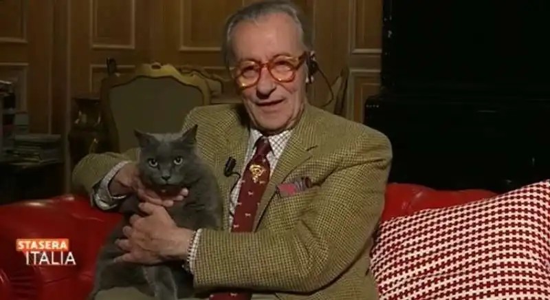 VITTORIO FELTRI E I GATTI