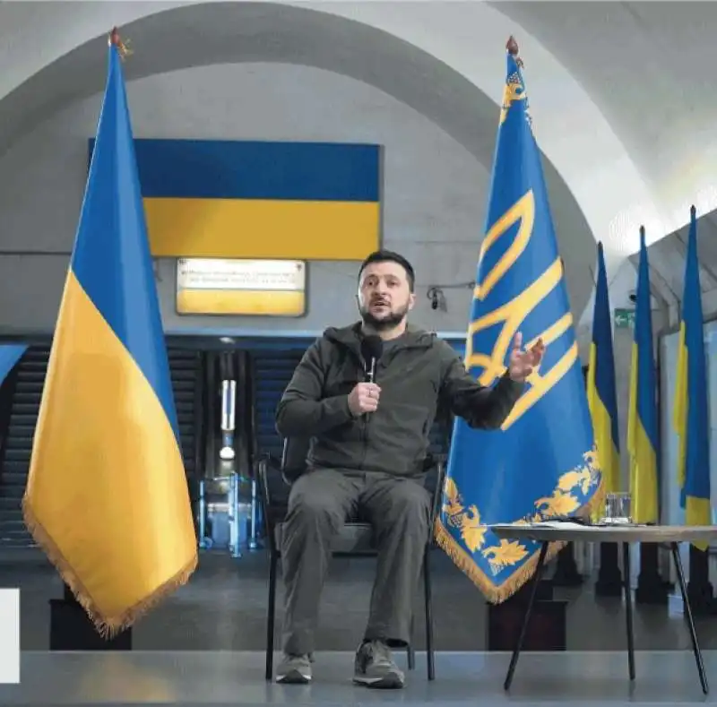 volodymyr zelensky   conferenza stampa nella metropolitana di kiev   1