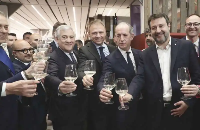 gennaro sangiuliano antonio tajani francesco lollobrigida luca zaia matteo salvini al vinitaly verona