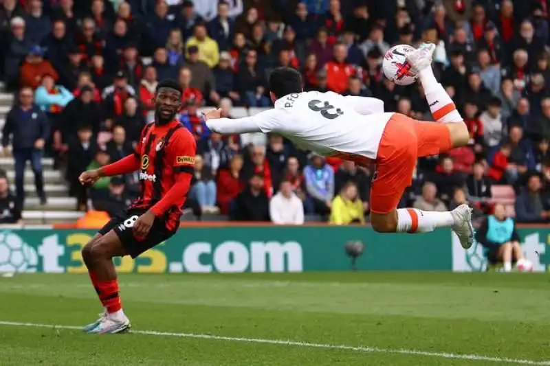 il gol di pablo fornals contro il bournemouth 