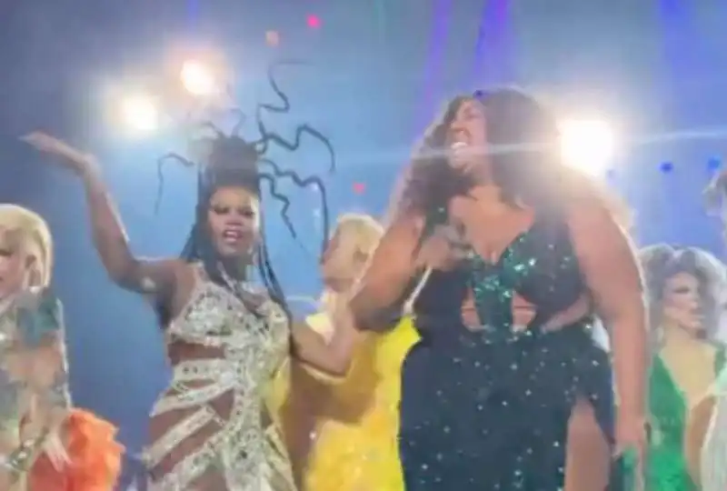 lizzo e le drag queen  4