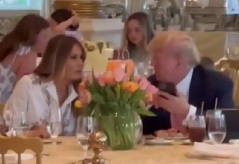 MELANIA E DONALD TRUMP AL PRANZO DI PASQUA A MAR-A-LAGO 