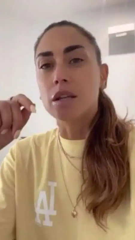 melissa satta su instagram contro gli hater    3