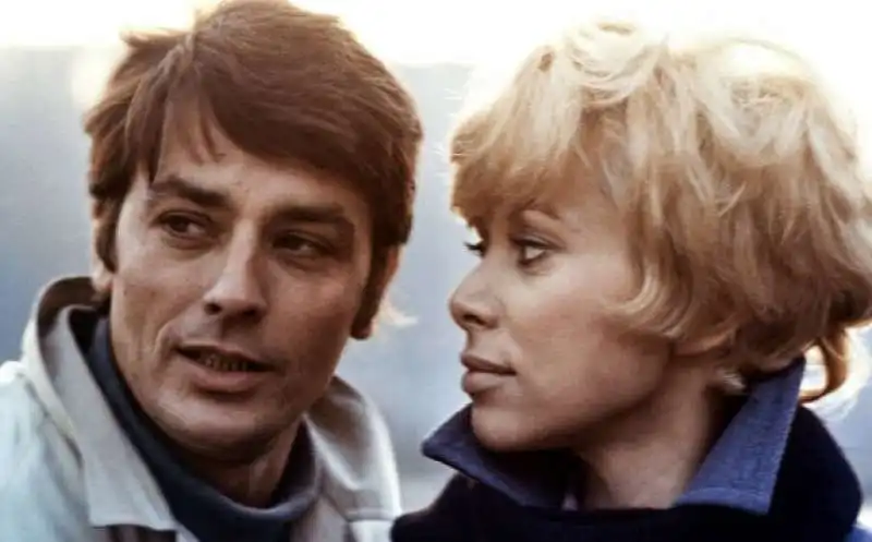 mireille darc alain delon 3