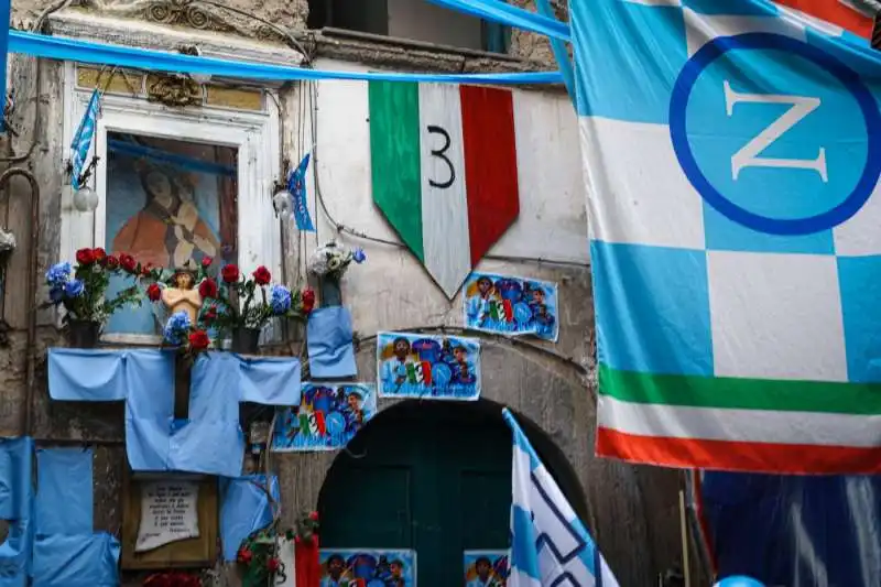 napoli si prepara alla festa scudetto 2