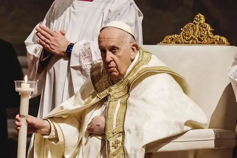 PAPA FRANCESCO VEGLIA PASQUALE 