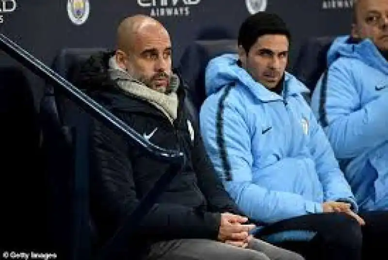 PEP GUARDIOLA MIKEL ARTETA 