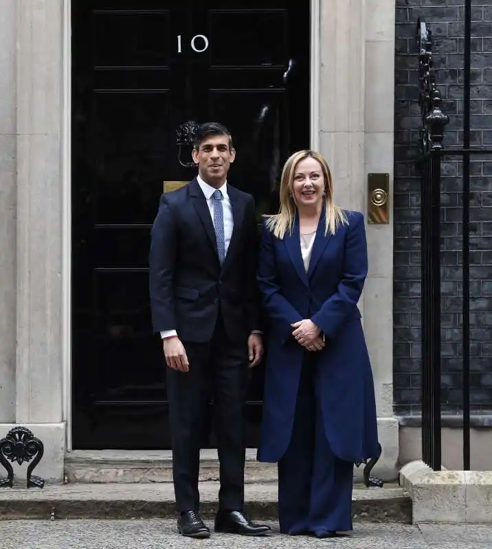 rishi sunak e giorgia meloni a downing street 2